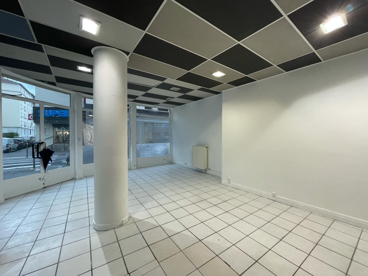 Bureau Lyon 100m² Location bureau Lyon Rhône OLBUR2532415 4